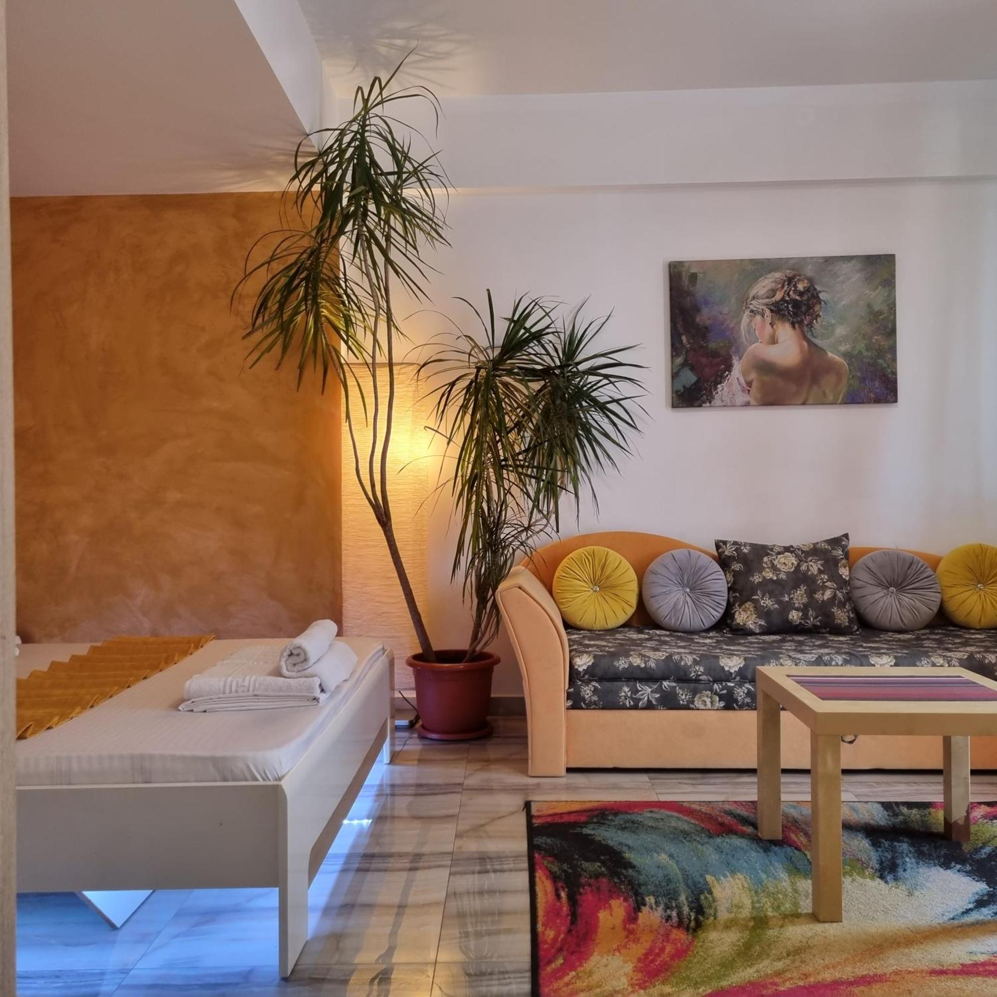 Golden Studio- Panoramic View With Terrace 布加勒斯特 外观 照片
