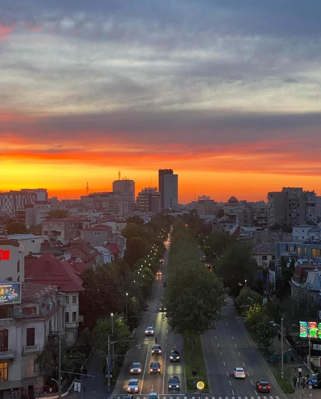 Golden Studio- Panoramic View With Terrace 布加勒斯特 外观 照片